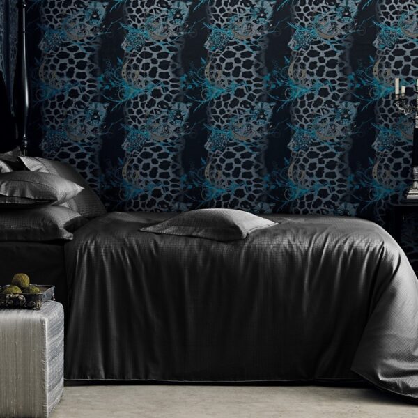 Crocodile Black voodipesu
