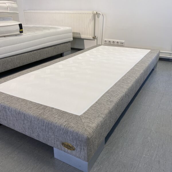 Madratsi alus 90x200x22 cm