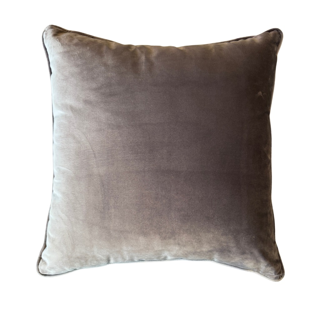 Dekoratiivpadi KARDINAL 50x50 cm - Image 2